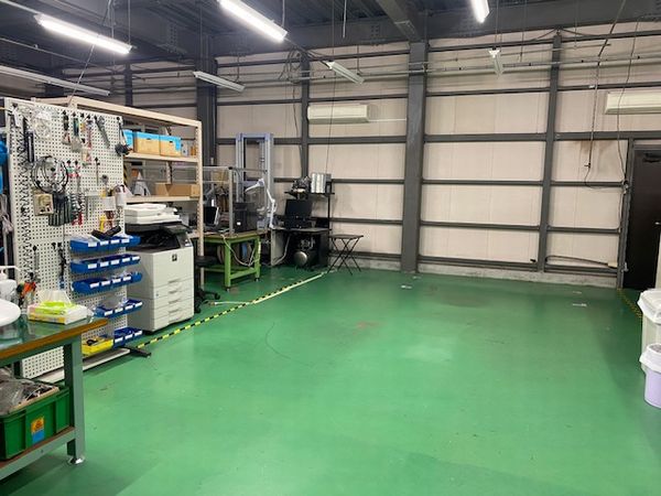 試験機搬入準備